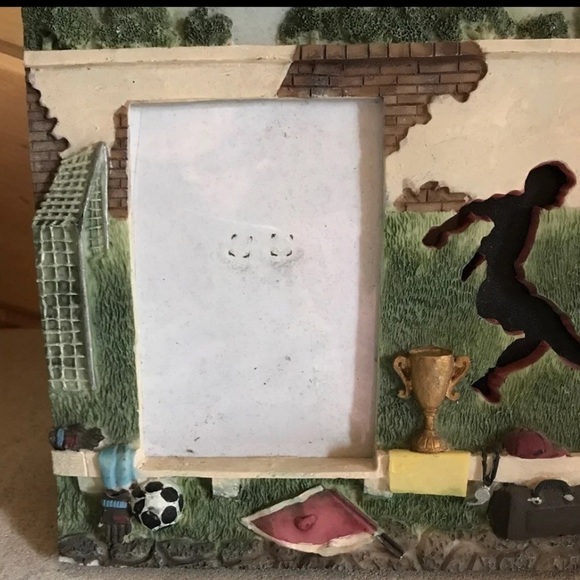 Molded Resin 3x5 Soccer Keepsake picture Frame - Picture 3 of 6